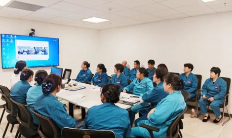 夯实照护技能，守护生命健康——省直三院项目部进行护工专项技能培训